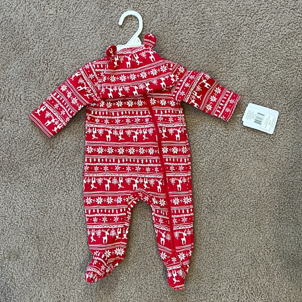 Adorable Christmas Onesie 🤶🏼